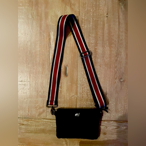 THINK ROLYN Bum Bag crossbody - Picture 1 of 3